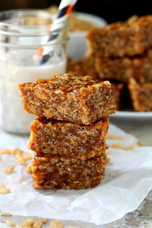 Healthy Pumpkin Spiced Rice Krispy Treats